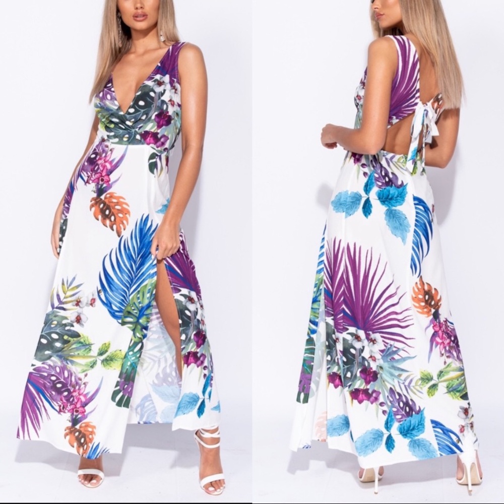 5 ⭐️ Tropical Dream - Leaf Print Maxi Dress - Picture 5 of 8